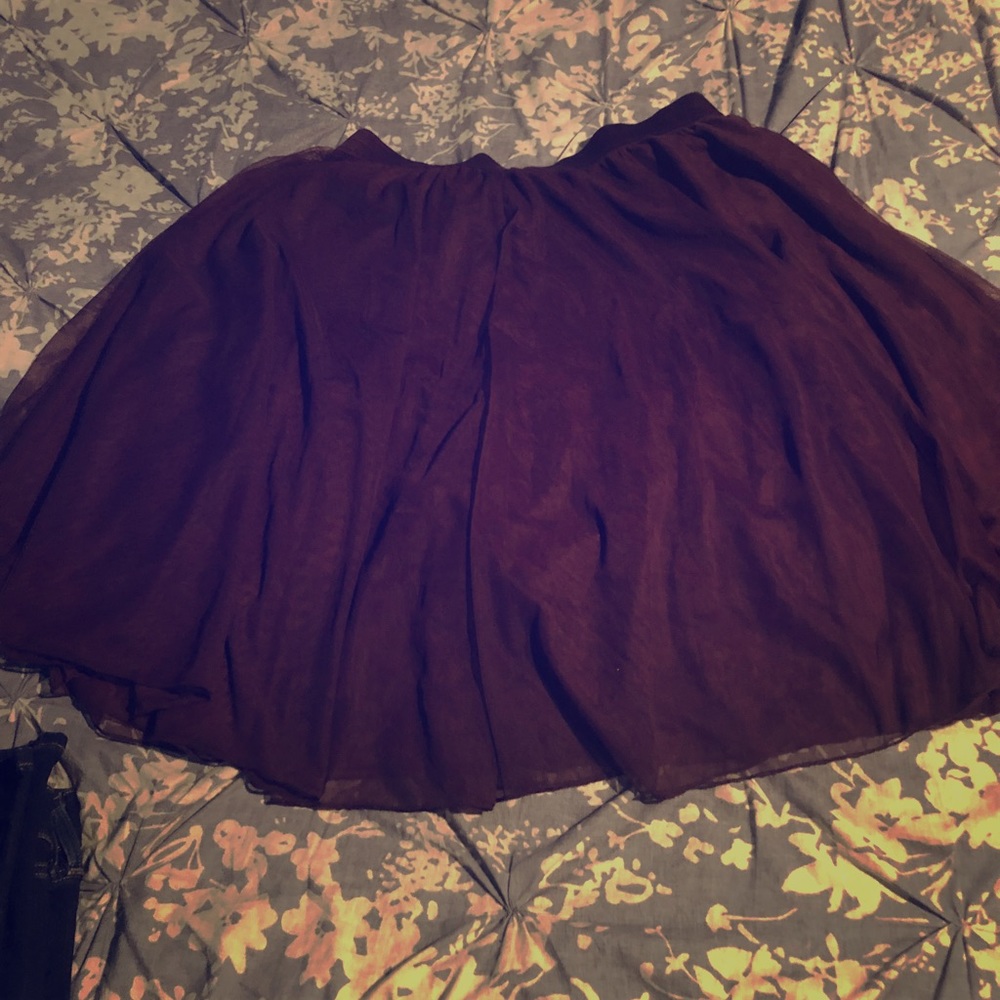 Torrid Red Wine/ Burgundy Midi Tutu Skirt / US 2X